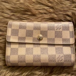 LV Damier Azur Compact wallet